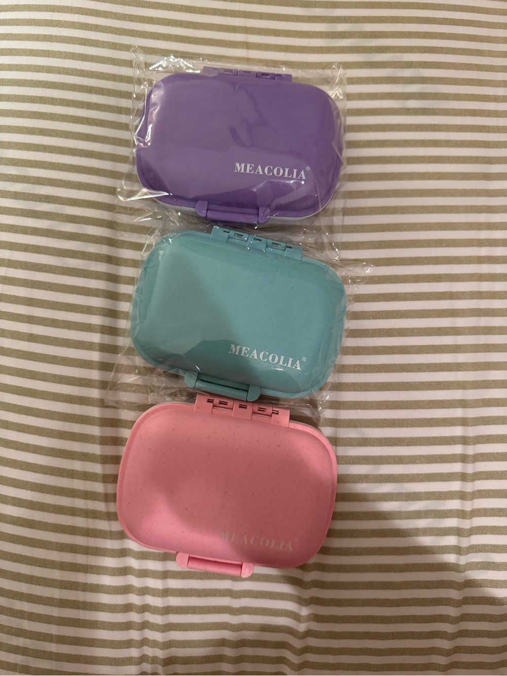 Set of 3 pill boxes - Pink, Teal, Purple